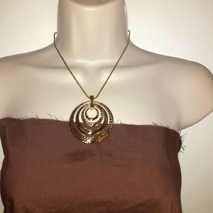 Gold Tone Circle Pendant Necklace